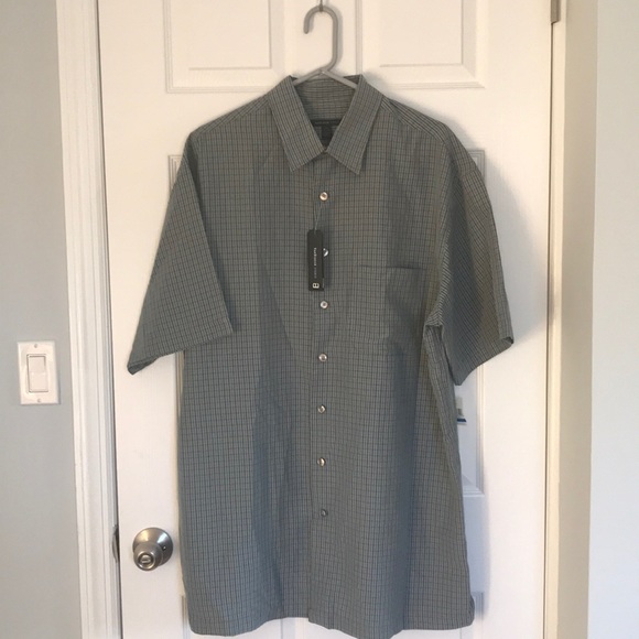 NWT Men’s Van Heusen Button Down (XLT) - Picture 1 of 6